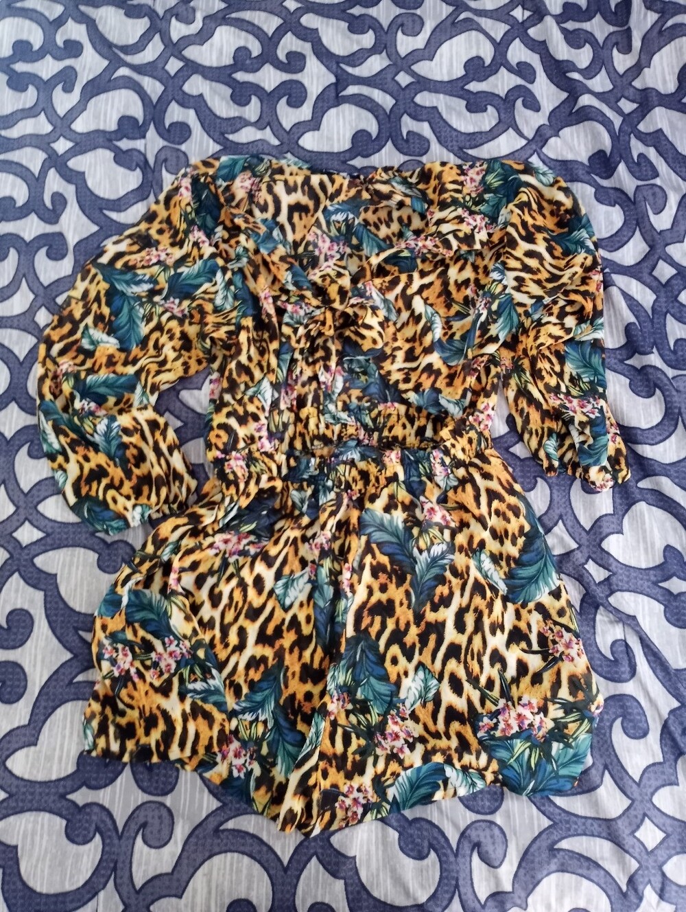 👠BOOHOO Plus Size Romper (Open Stomach)👠